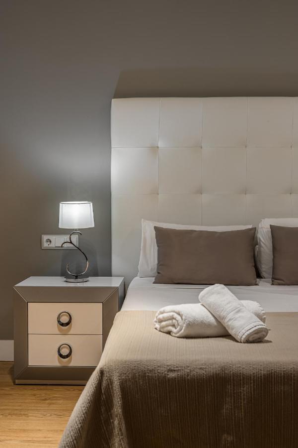 Waou Apartamentos En Sol Deluxe 1 Madrid Bagian luar foto